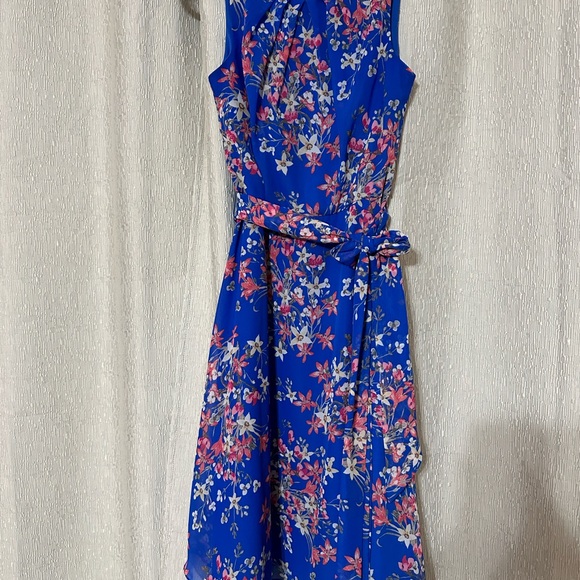 Jessica Howard Floral Midi Dress in Blue and Pink - Picture 1 of 5
